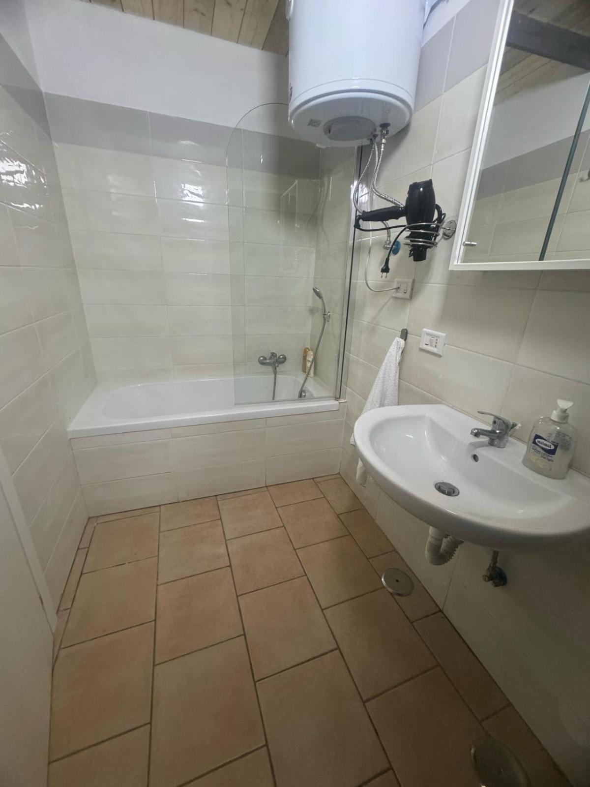 Apartamento Casa Imbriani Napoli Exterior foto